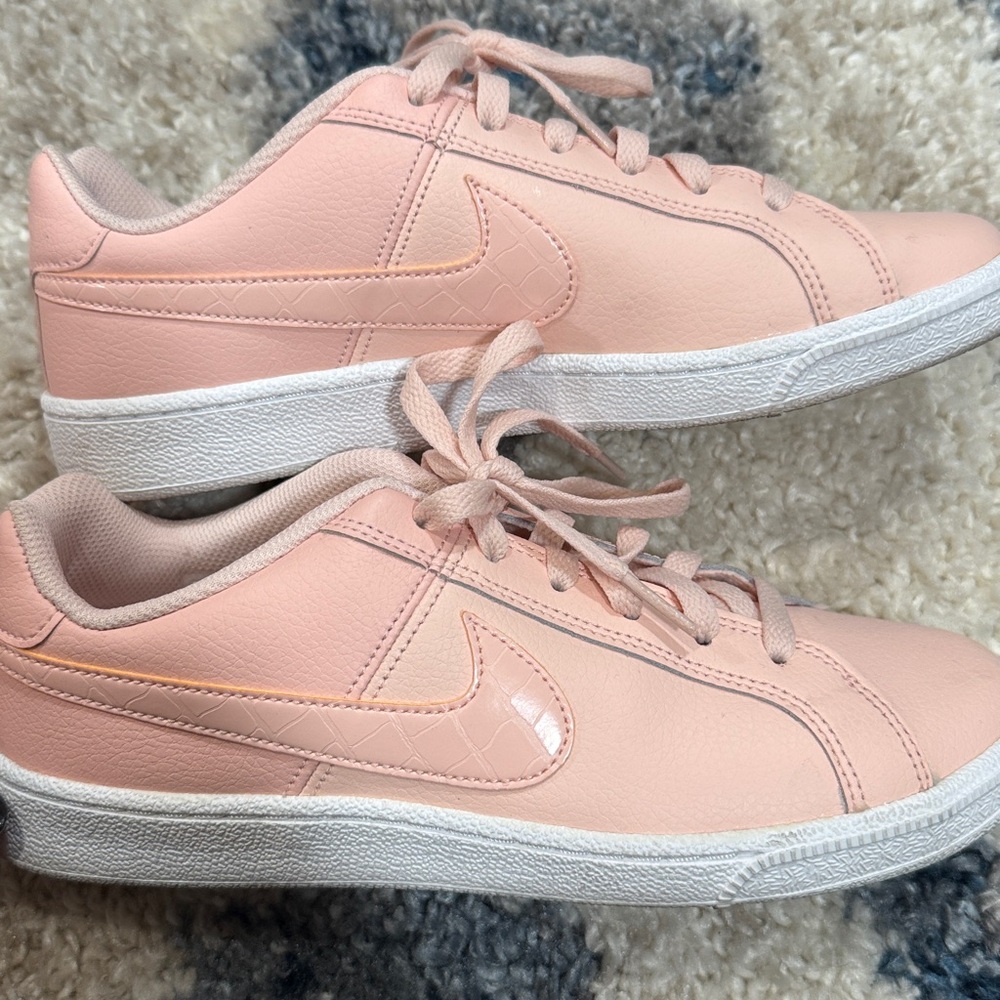 Nike Peach Sneakers with White Soles